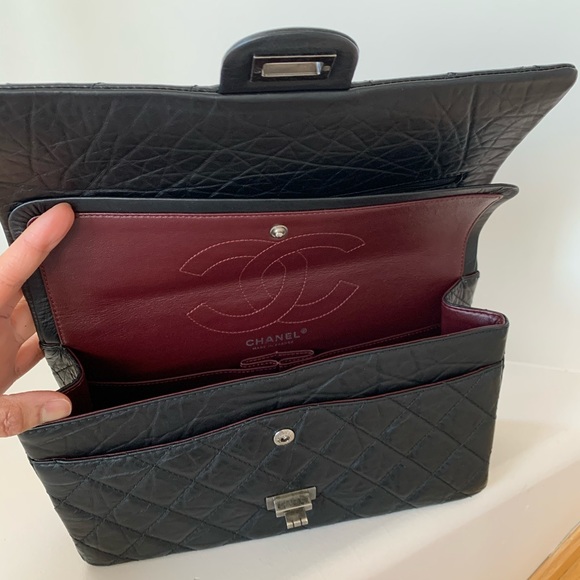 AUTHENTIC Chanel 2.55 Reissue 226 - Picture 5 of 12